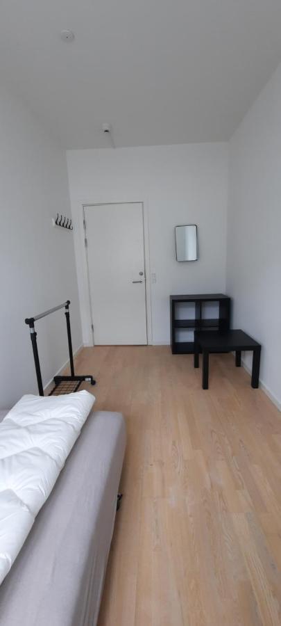 Private Room In A Shared Apartment Odense Ngoại thất bức ảnh