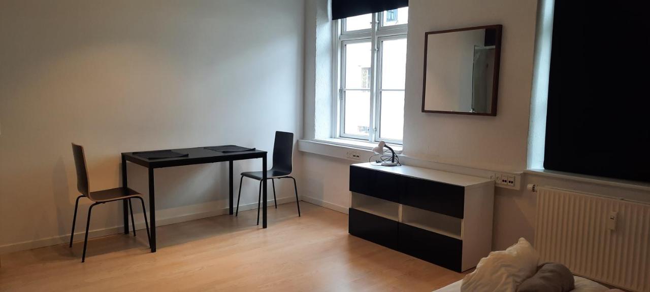 Private Room In A Shared Apartment Odense Ngoại thất bức ảnh