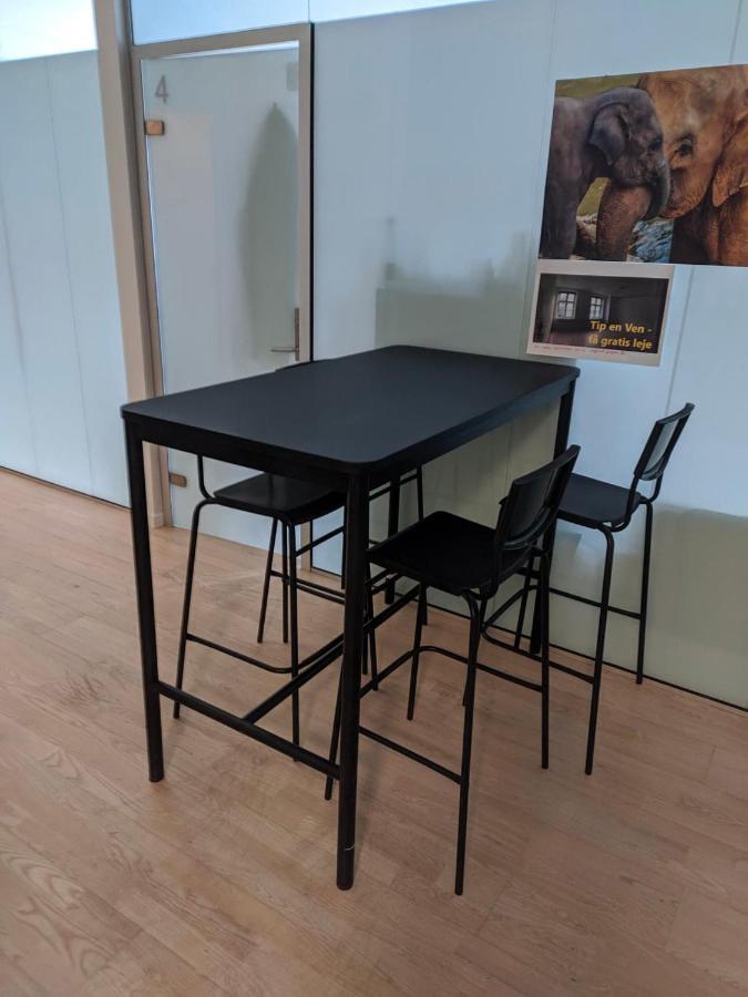 Private Room In A Shared Apartment Odense Ngoại thất bức ảnh